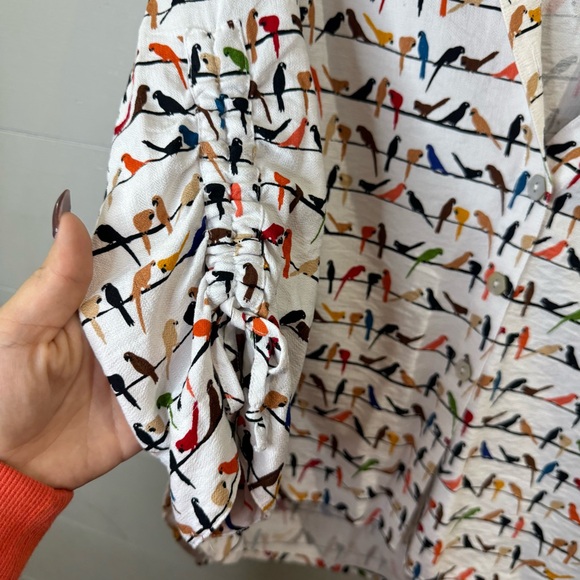 John Mark Women's Button-down Shirt Novelty Bird Print Size Petite Medium - Picture 8 of 9